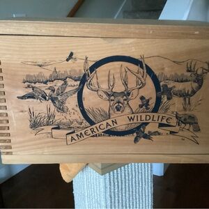 Vintage Wood Box - American Wildlife Evan’s